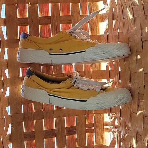 SPERRY TOP-SIDER MARINE, VINTAGE, YELLOW, 8M MENS, 10M  WOMENS - Picture 2 of 9